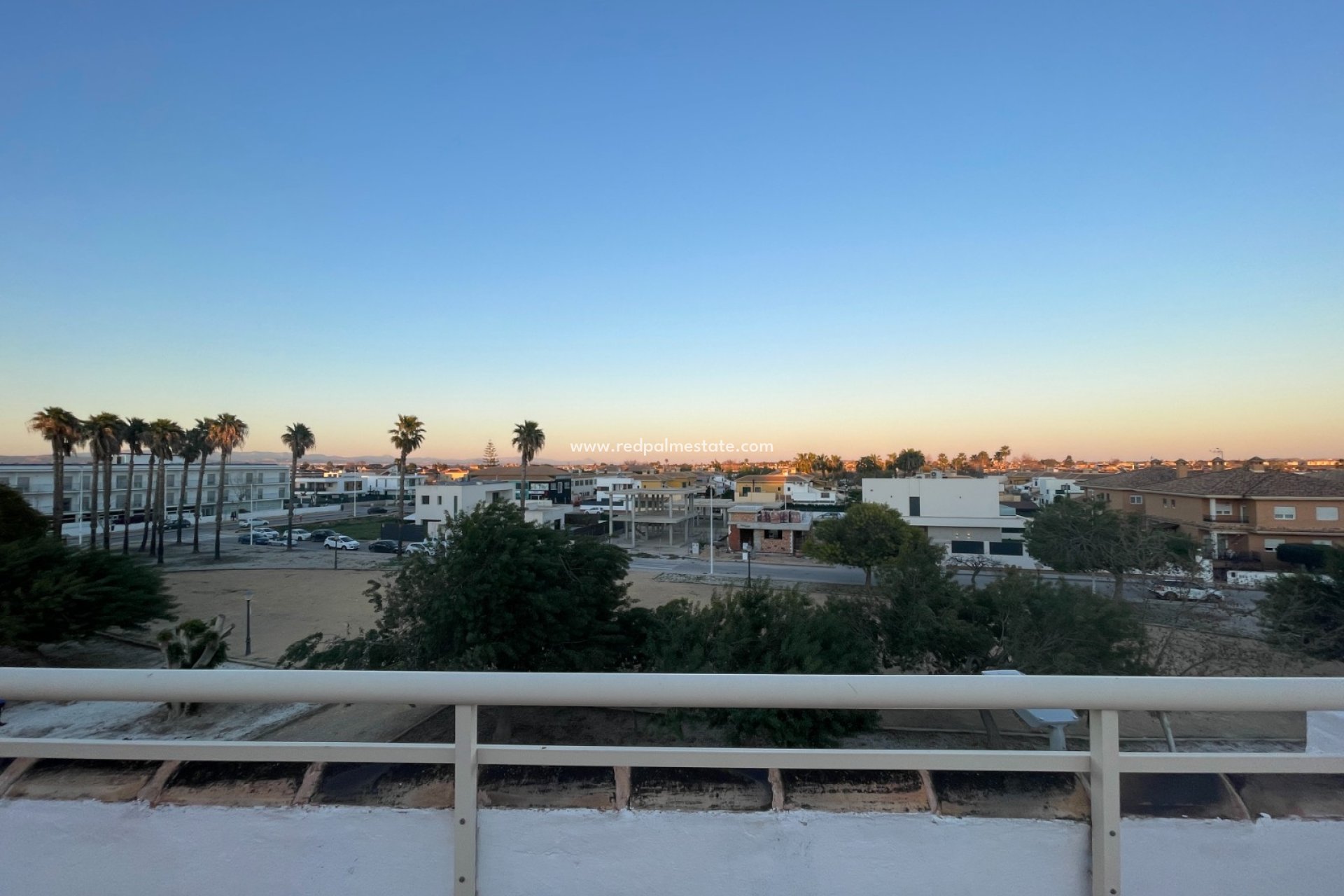 Återförsäljning - Radhus -
Almoradí - Inland