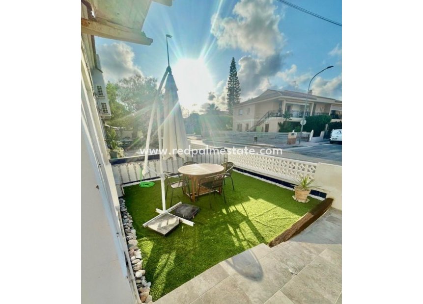 Återförsäljning - Radhus -
Aquilas