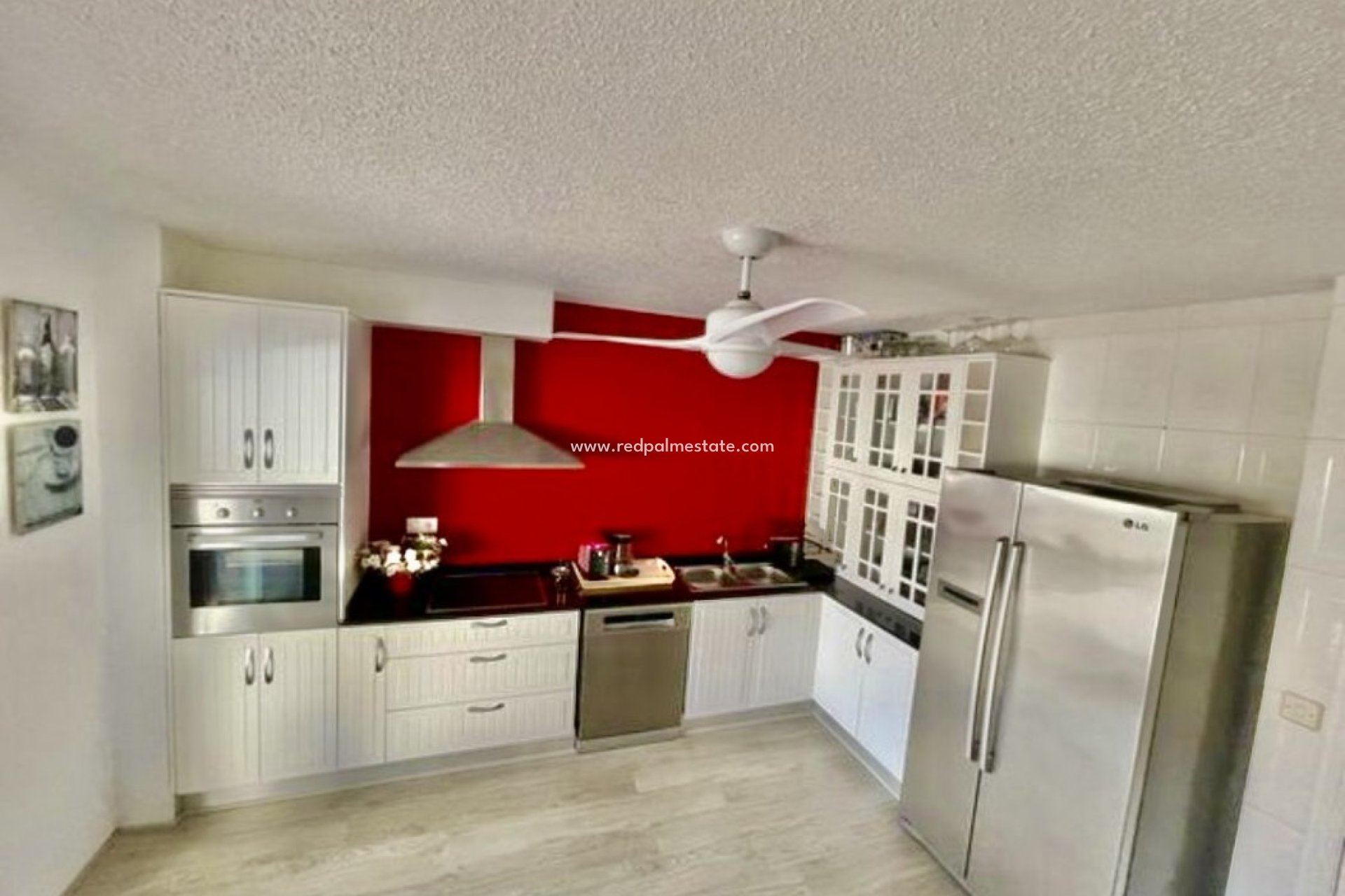 Återförsäljning - Radhus -
Aquilas