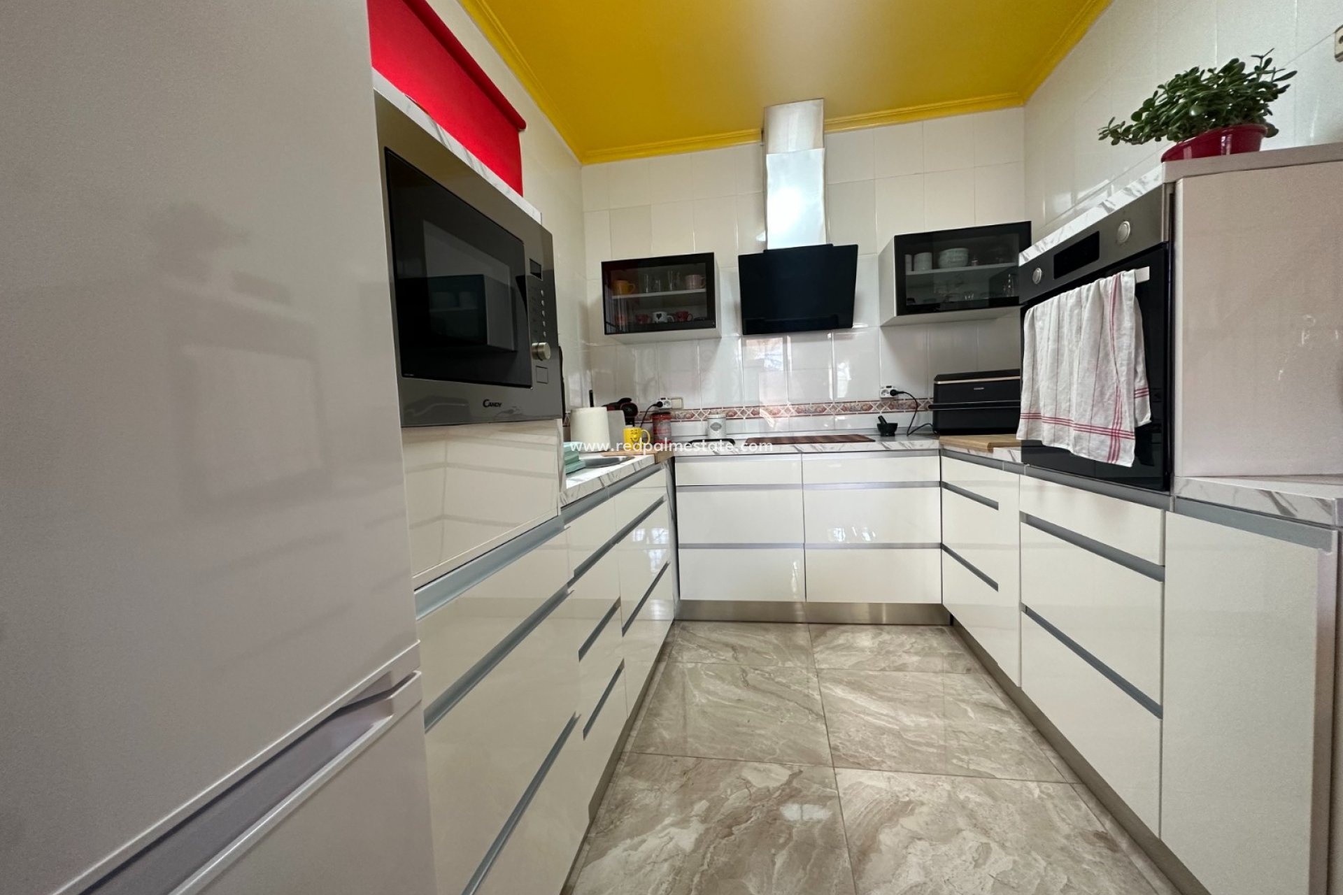 Återförsäljning - Radhus -
Bigastro - Inland