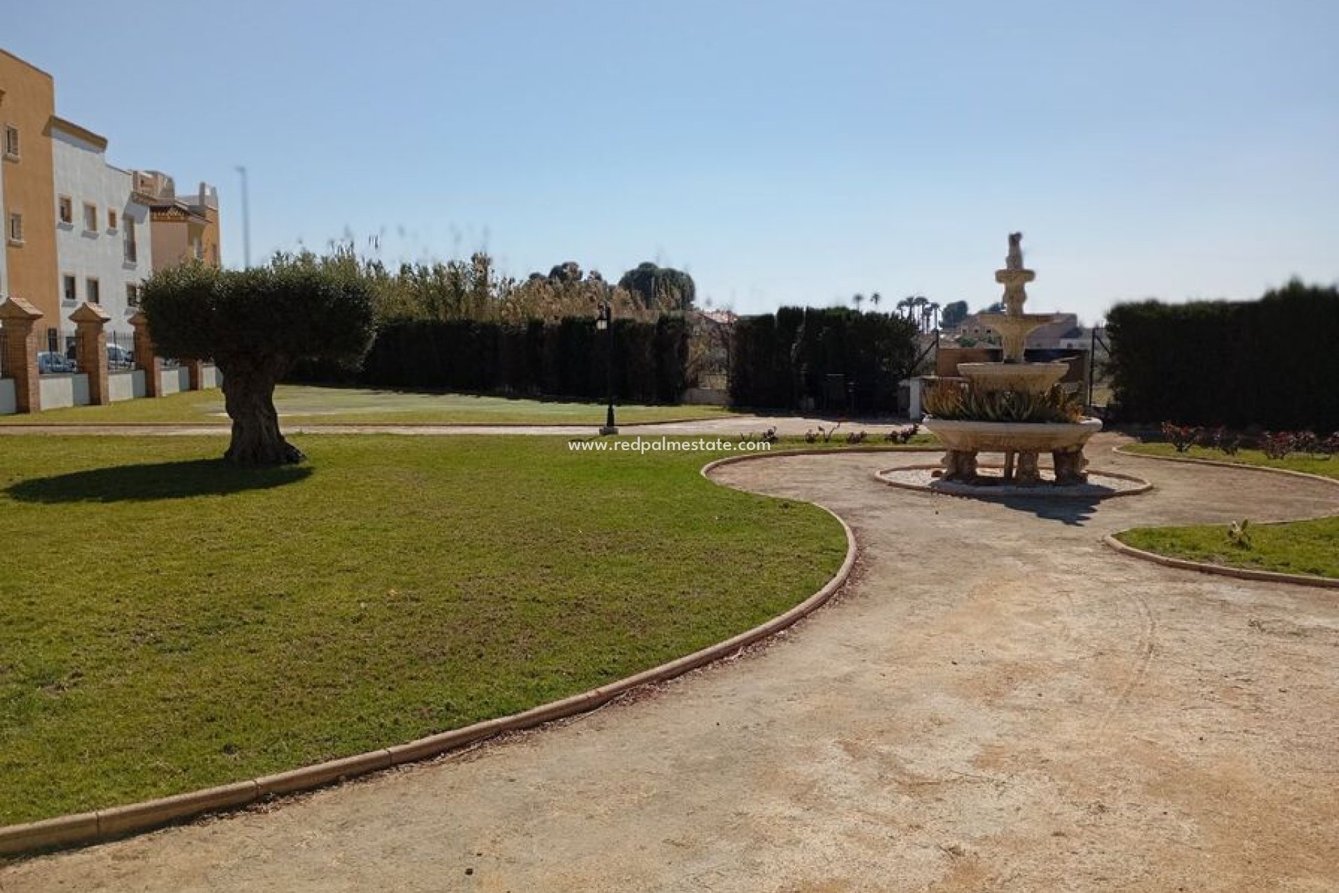 Återförsäljning - Radhus -
Catral - Costa Blanca