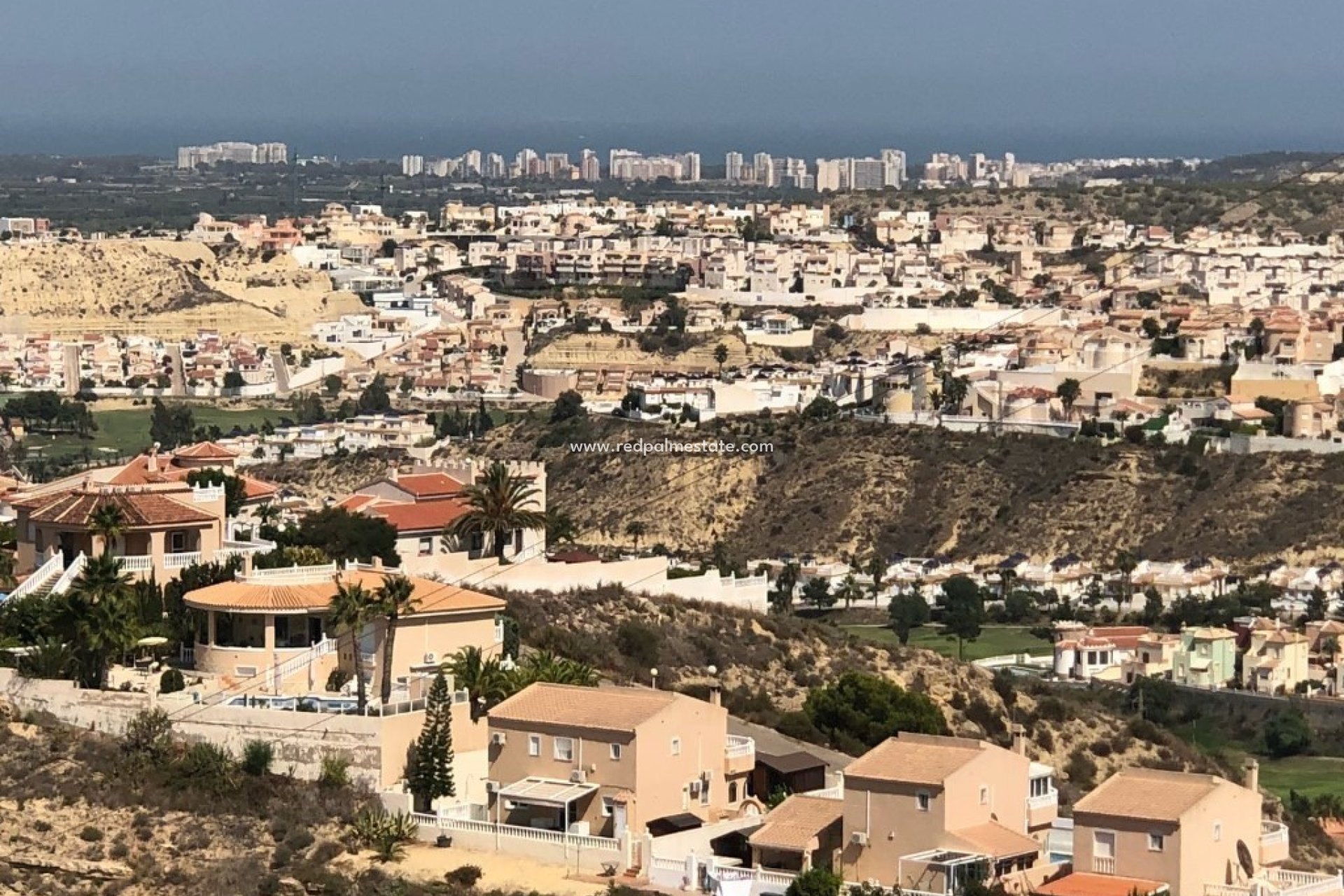 Återförsäljning - Radhus -
Ciudad quesada - Costa Blanca