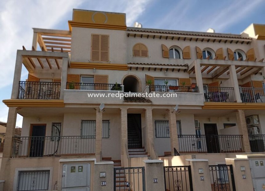 Återförsäljning - Radhus -
Daya Vieja - Costa Blanca