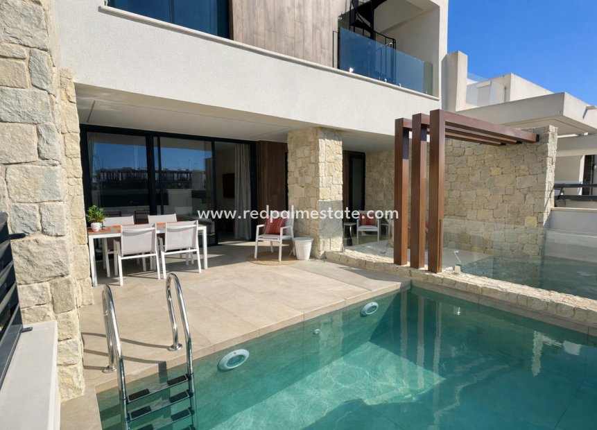 Återförsäljning - Radhus -
Dolores - Costa Blanca