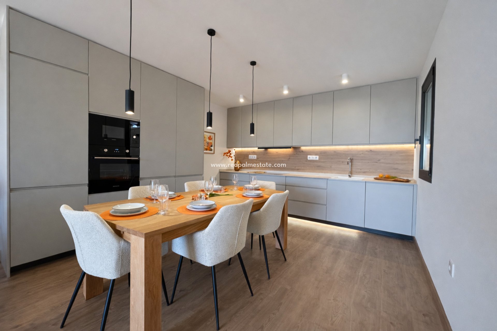 Återförsäljning - Radhus -
Dolores - Costa Blanca