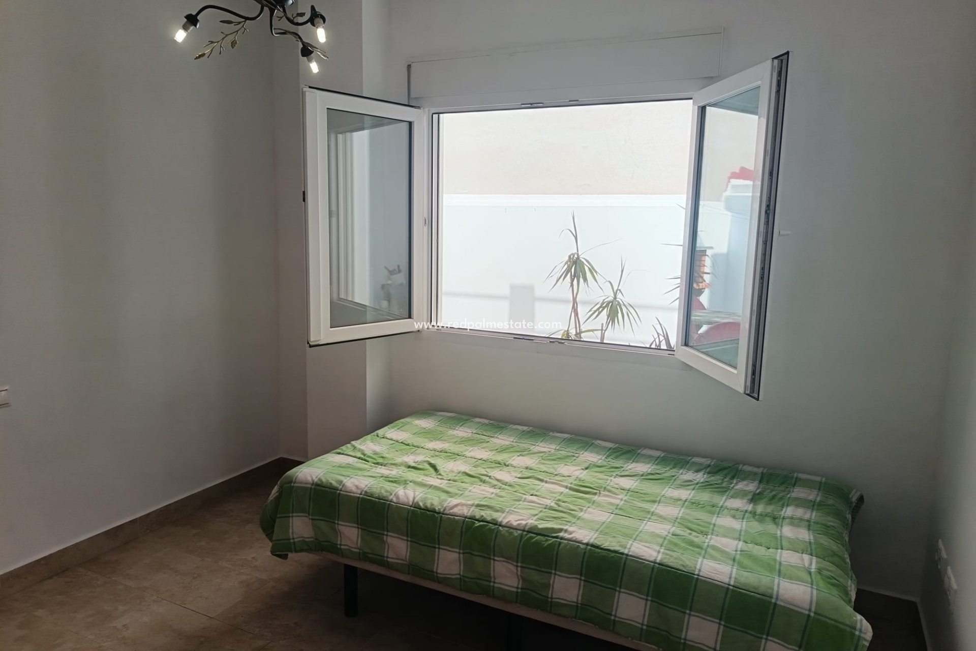 Återförsäljning - Radhus -
El Vergel - Costa Blanca