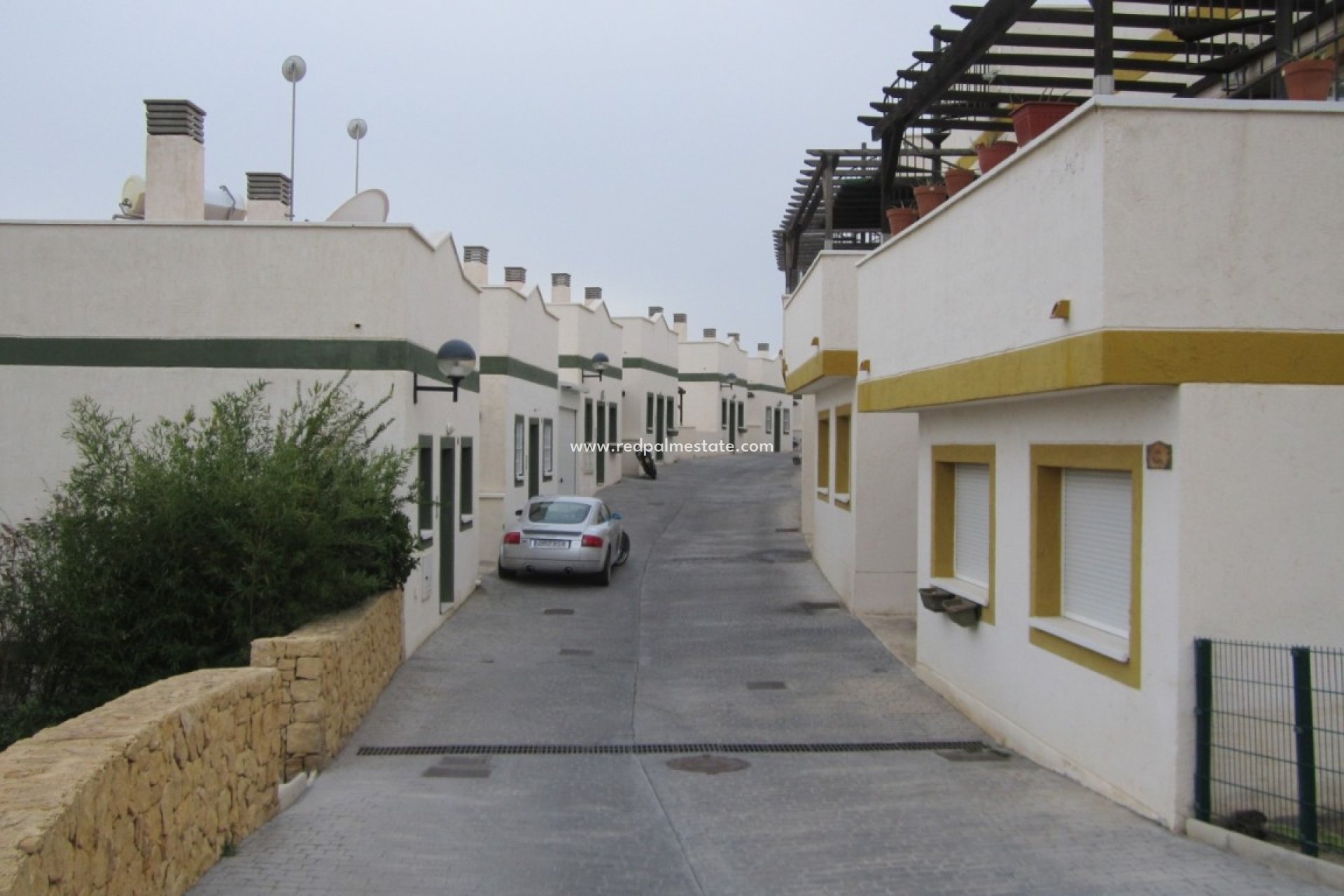 Återförsäljning - Radhus -
Finestrat - Costa Blanca