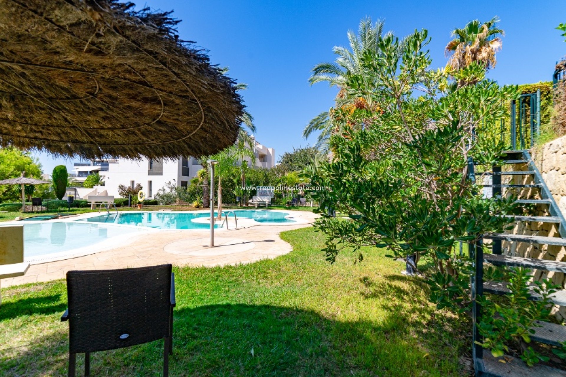 Återförsäljning - Radhus -
Finestrat