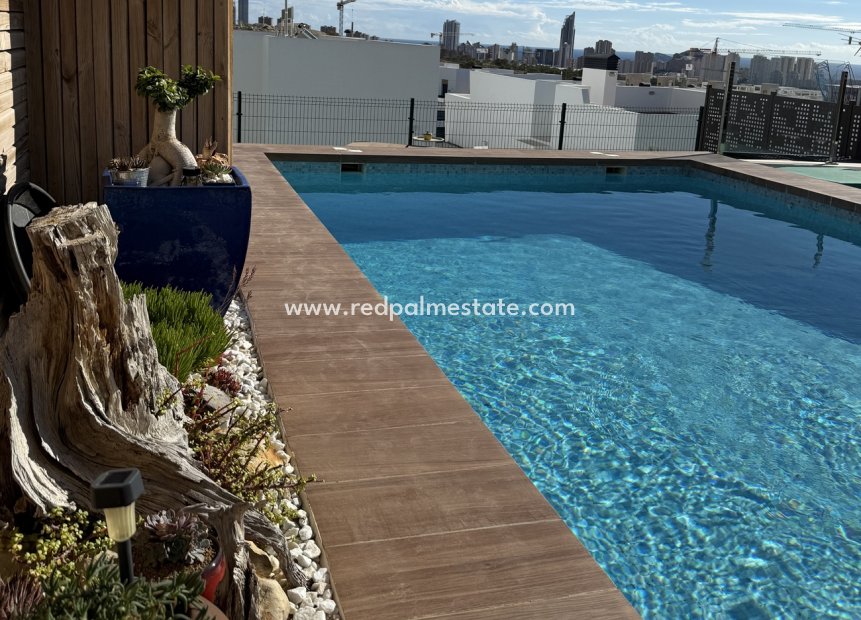 Återförsäljning - Radhus -
Finestrat