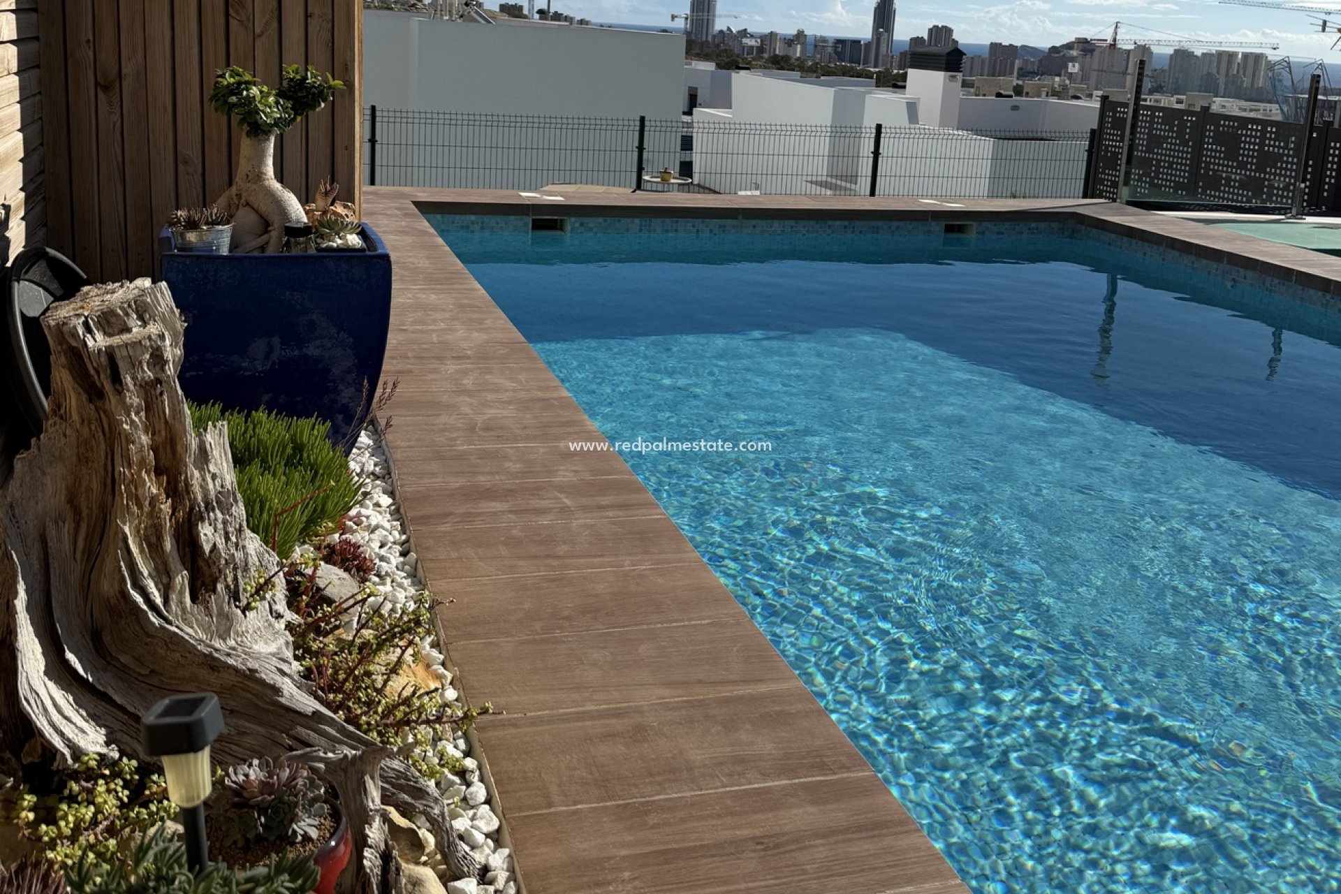 Återförsäljning - Radhus -
Finestrat