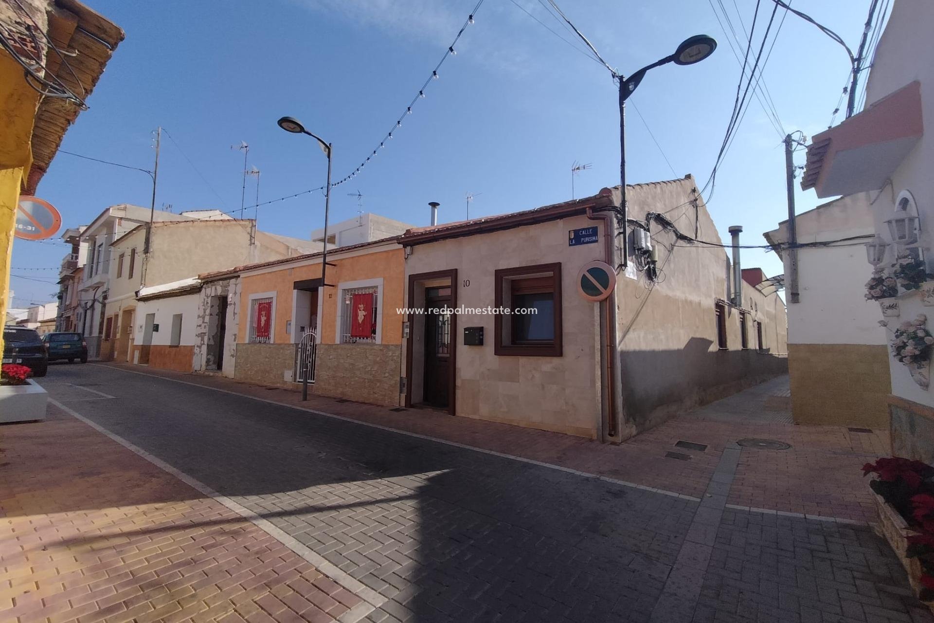 Återförsäljning - Radhus -
Formentera del Segura