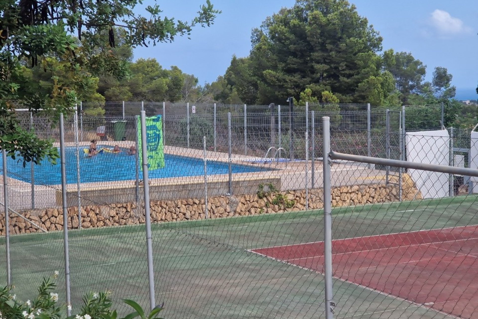 Återförsäljning - Radhus -
La Nucía - Costa Blanca