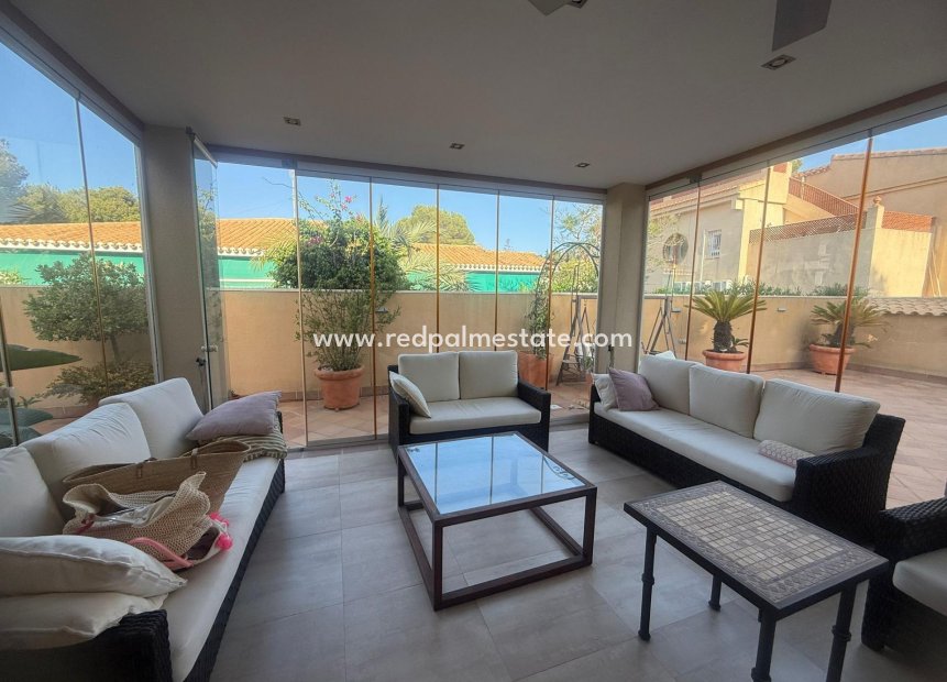 Återförsäljning - Radhus -
Orihuela Costa - Altos de Campoamor