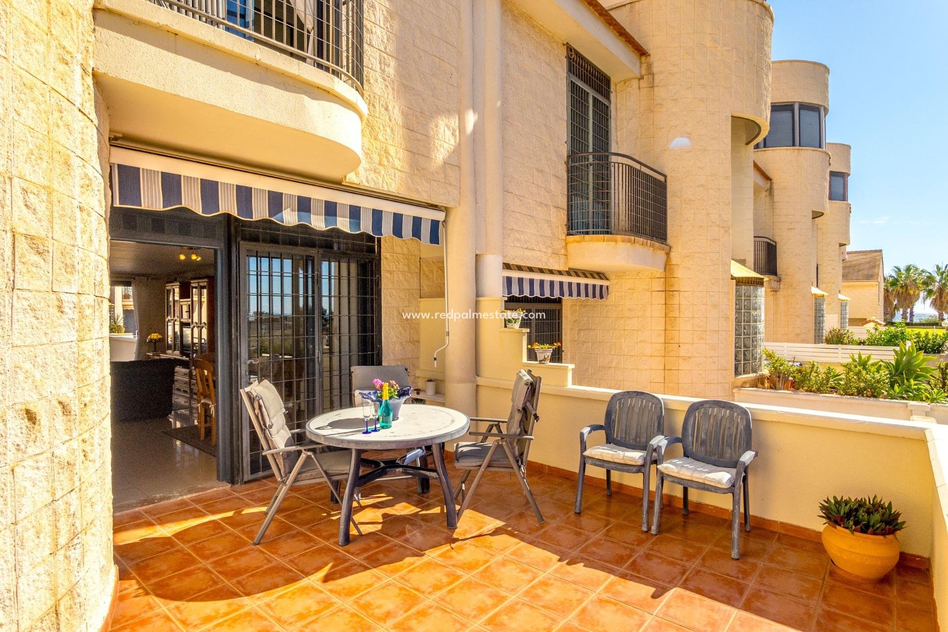 Återförsäljning - Radhus -
Orihuela Costa - Cabo Roig