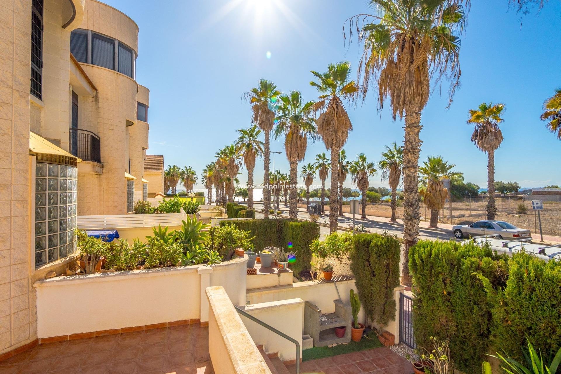 Återförsäljning - Radhus -
Orihuela Costa - Cabo Roig