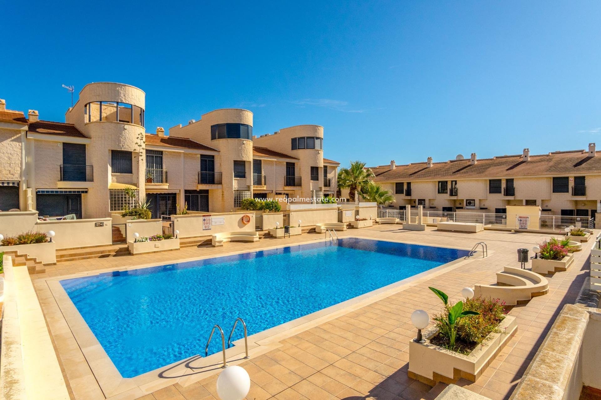 Återförsäljning - Radhus -
Orihuela Costa - Cabo Roig