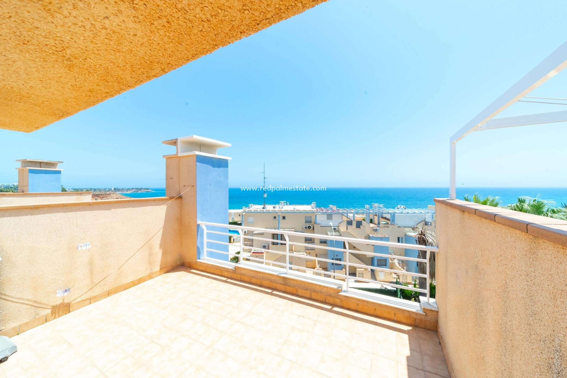 Återförsäljning - Radhus -
Orihuela Costa - Campoamor