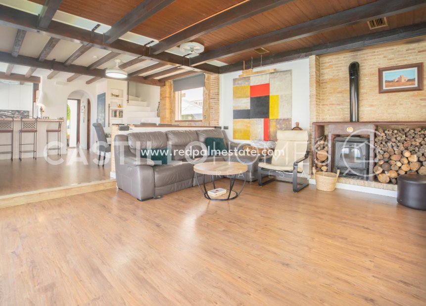 Återförsäljning - Radhus -
Orihuela Costa - Castillo de Don Juan