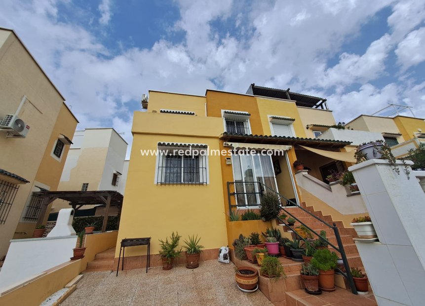 Återförsäljning - Radhus -
Orihuela Costa - Costa Blanca