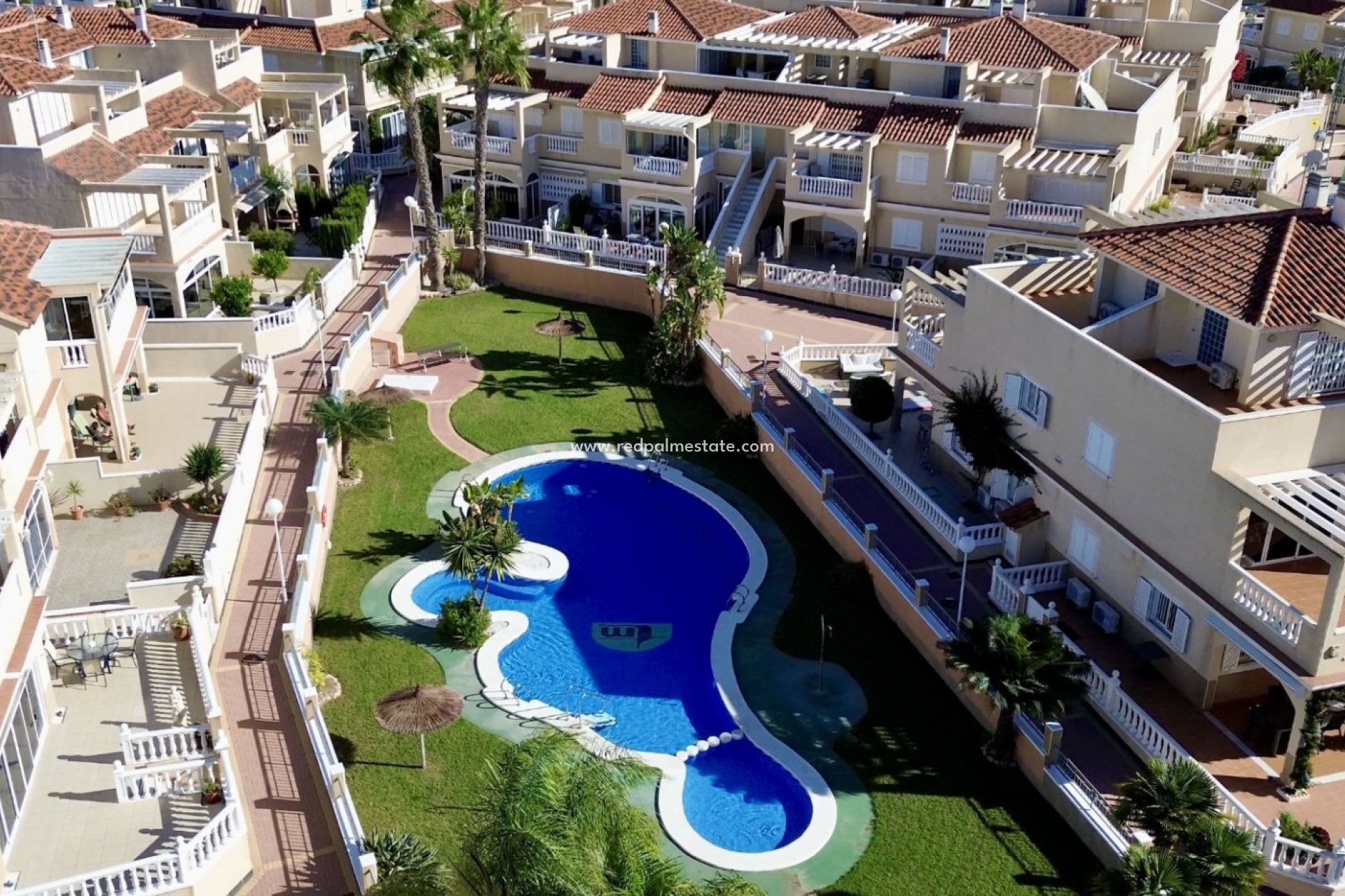 Återförsäljning - Radhus -
Orihuela Costa - Costa Blanca