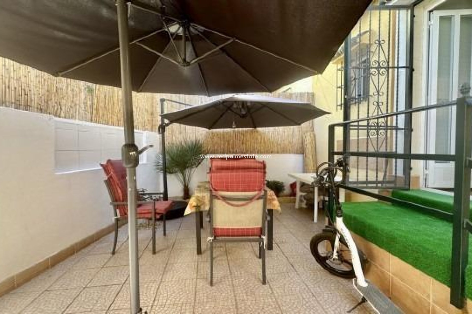 Återförsäljning - Radhus -
Orihuela Costa - Costa Blanca