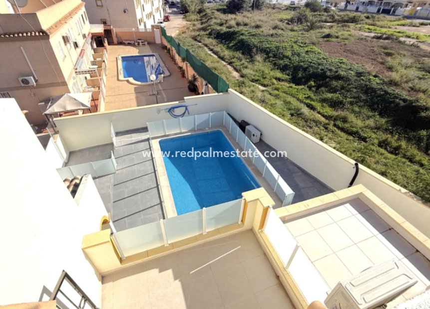 Återförsäljning - Radhus -
Orihuela Costa - Inland