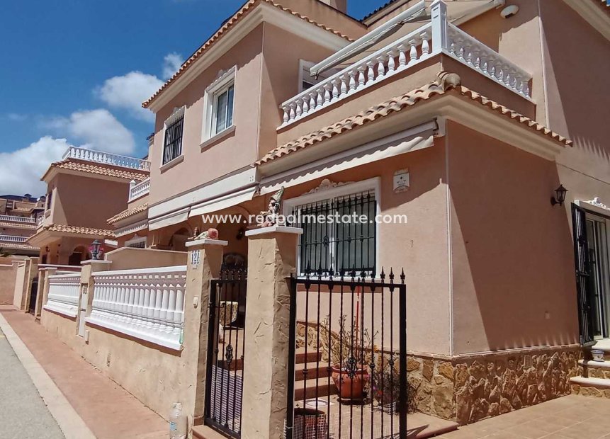 Återförsäljning - Radhus -
Orihuela Costa - Inland