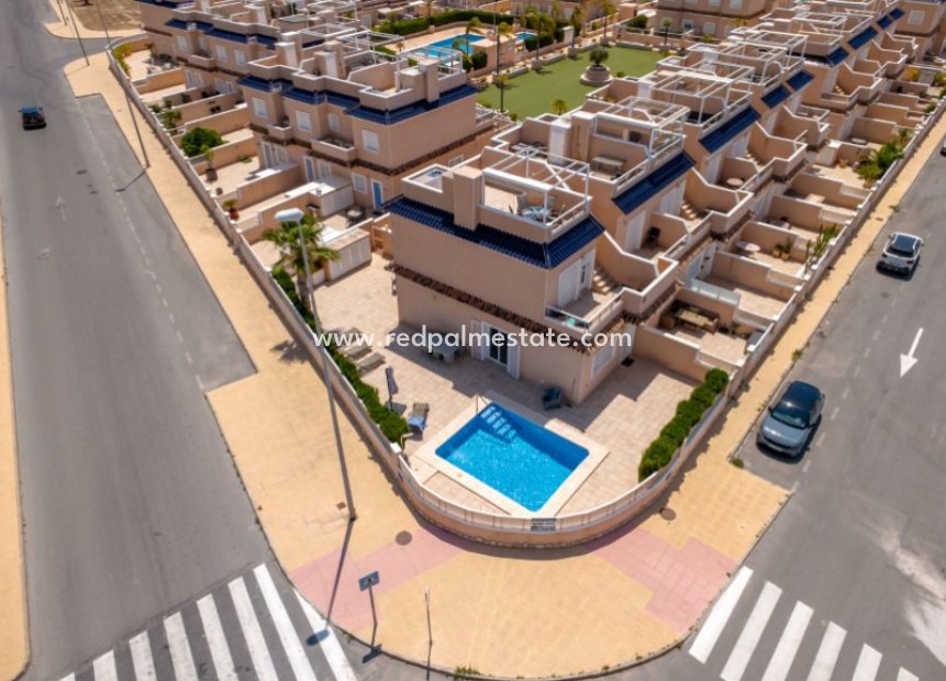 Återförsäljning - Radhus -
Orihuela Costa - Inland