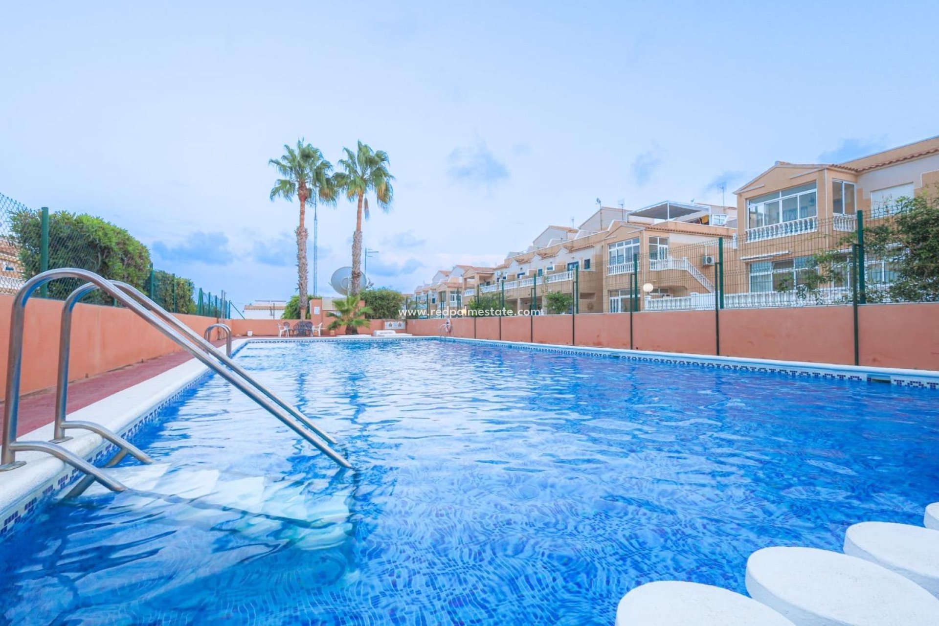 Återförsäljning - Radhus -
Orihuela Costa - La Ciñuelica