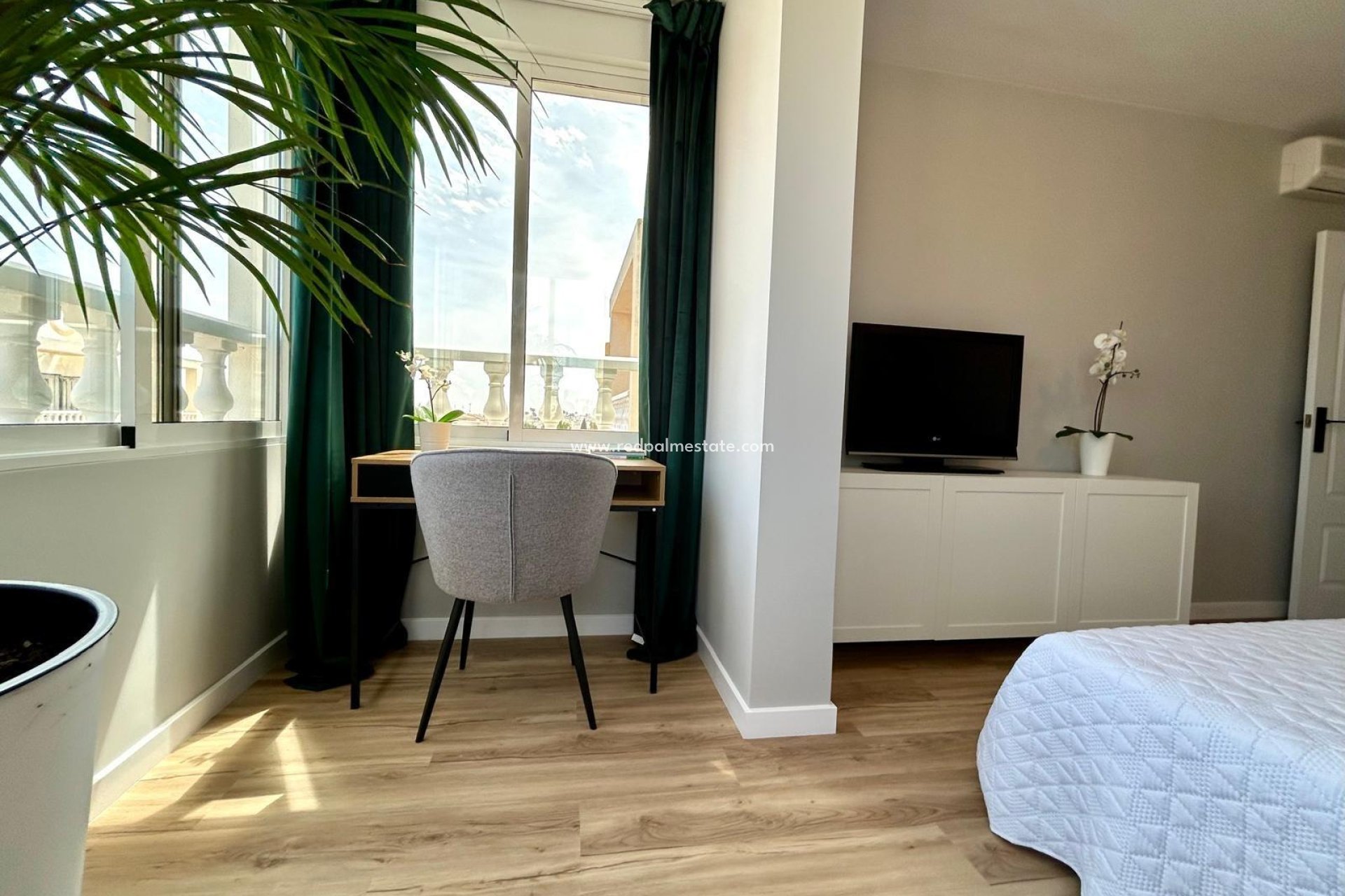 Återförsäljning - Radhus -
Orihuela Costa - La Florida