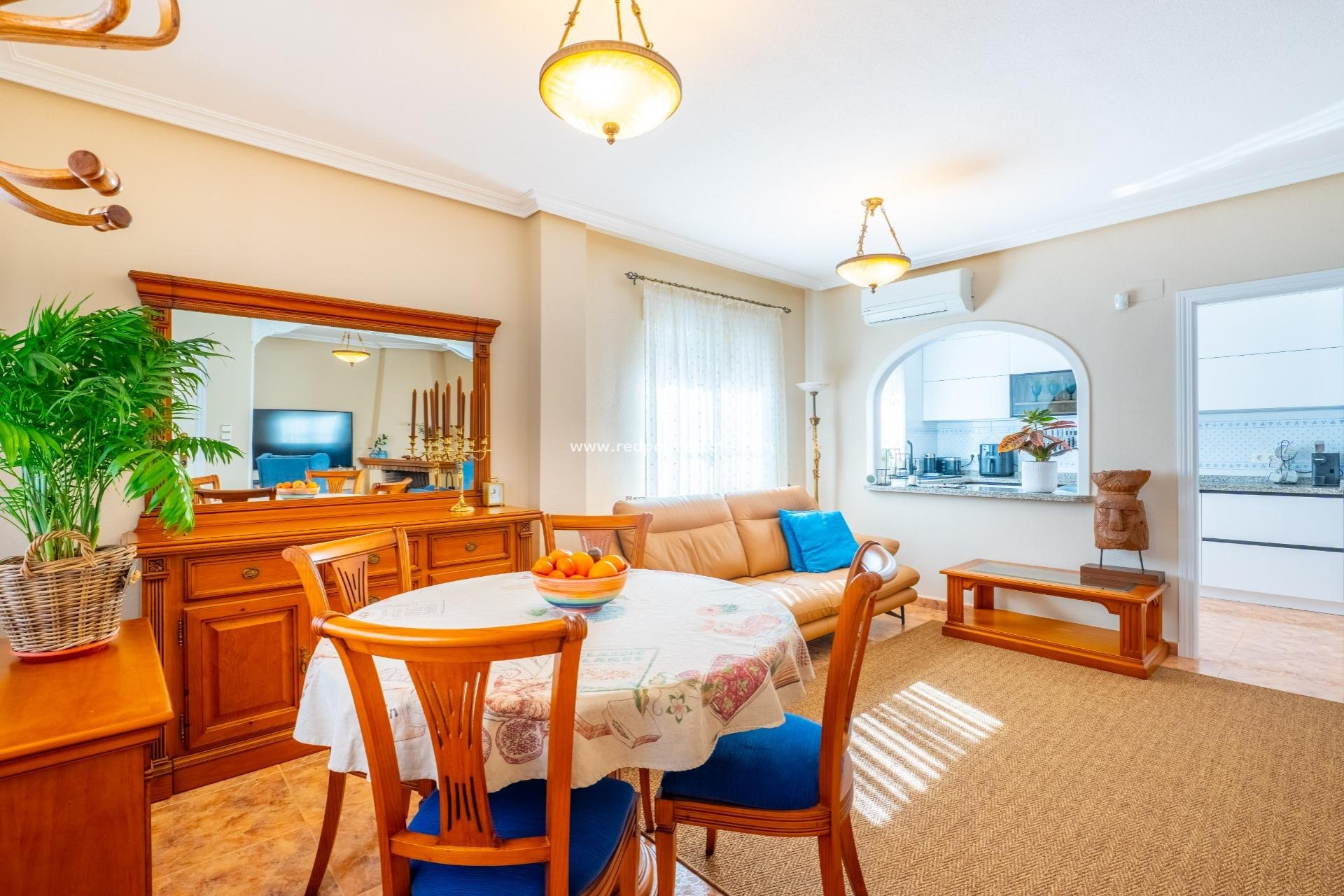 Återförsäljning - Radhus -
Orihuela Costa - La Regia