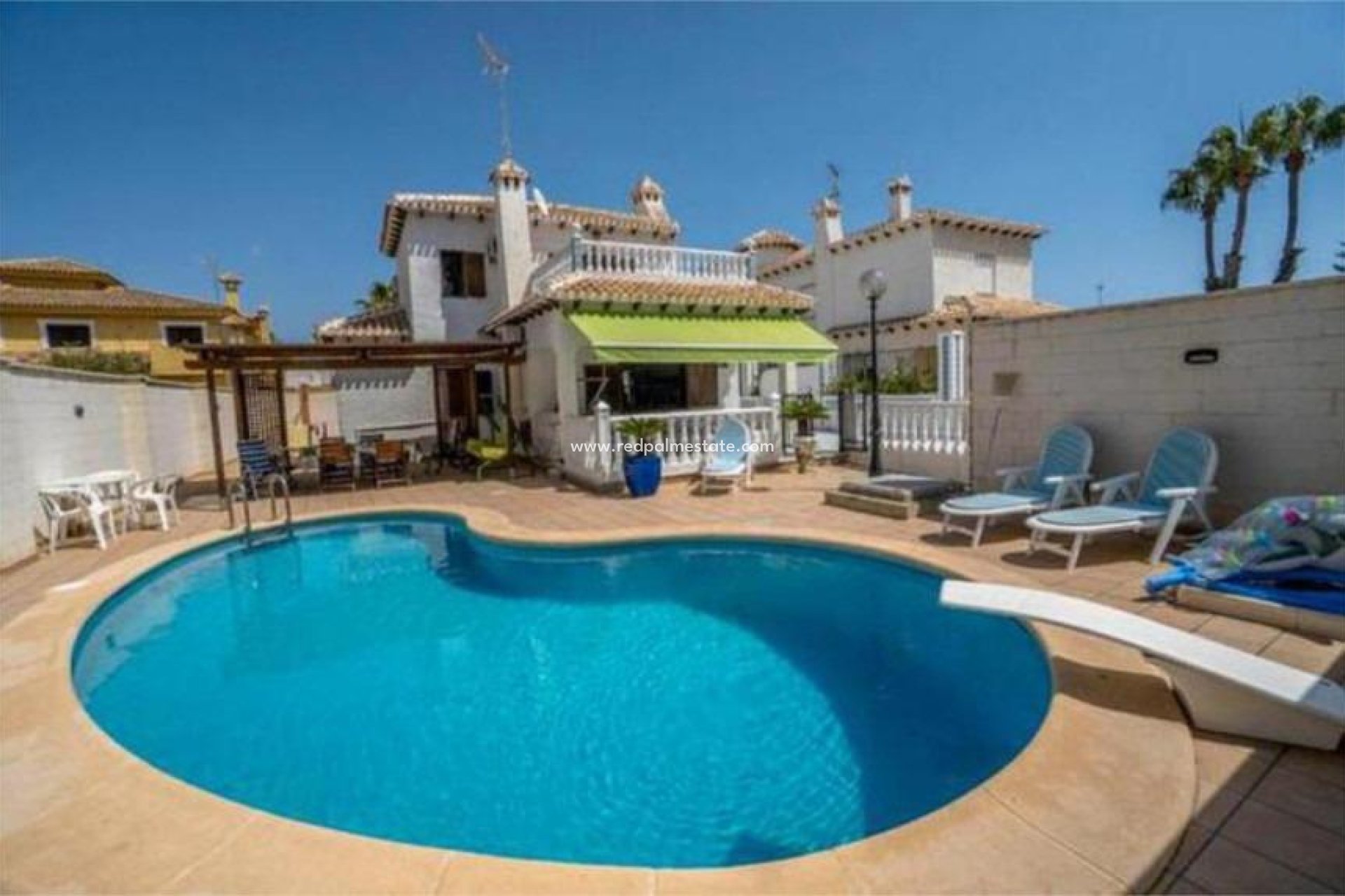 Återförsäljning - Radhus -
Orihuela Costa - La Zenia