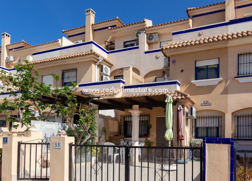 Återförsäljning - Radhus -
Orihuela Costa - La Zenia