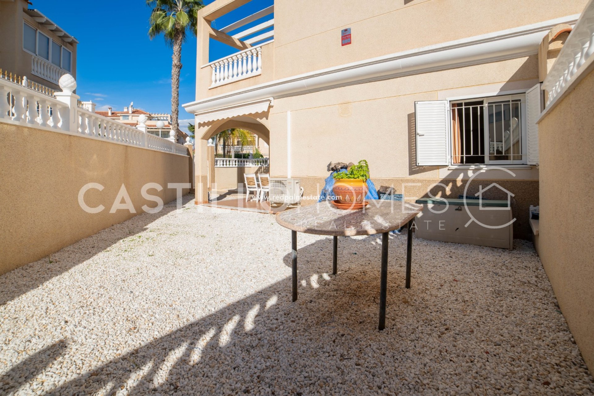 Återförsäljning - Radhus -
Orihuela Costa - La Zenia