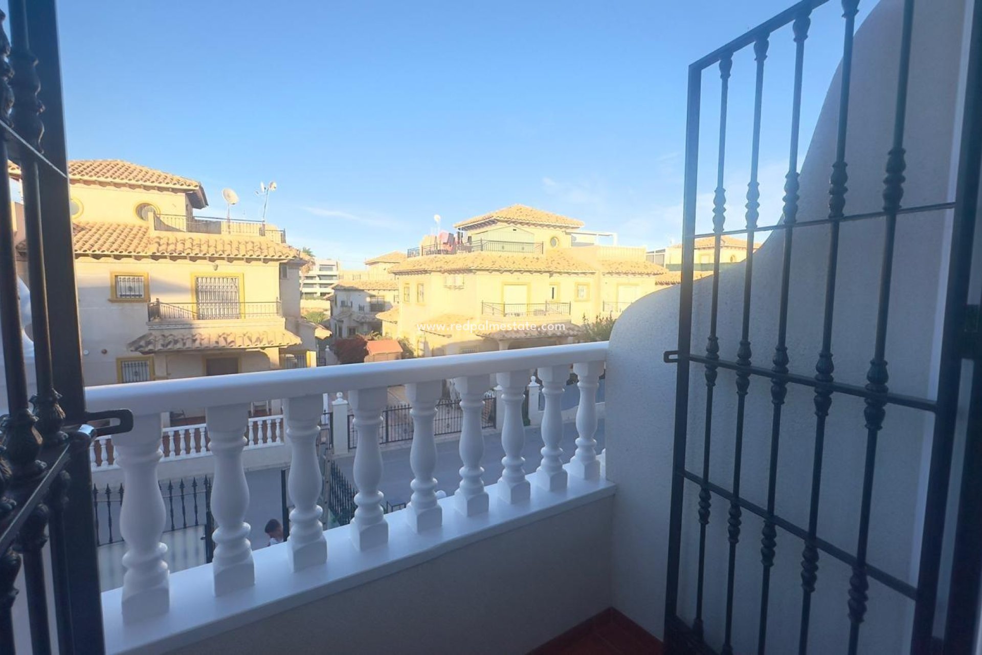 Återförsäljning - Radhus -
Orihuela Costa - La Zenia