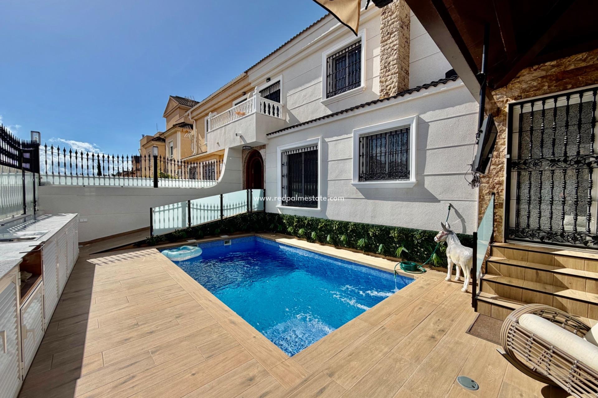 Återförsäljning - Radhus -
Orihuela Costa - La Zenia