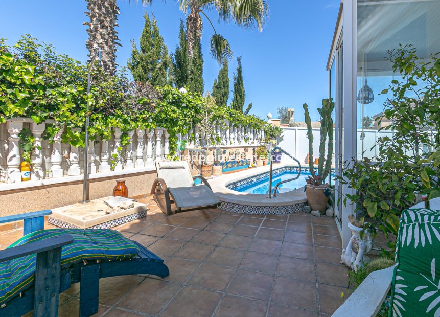 Återförsäljning - Radhus -
Orihuela Costa - La Zenia