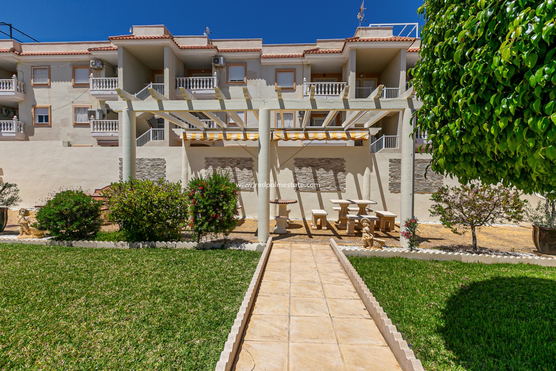 Återförsäljning - Radhus -
Orihuela Costa - La Zenia
