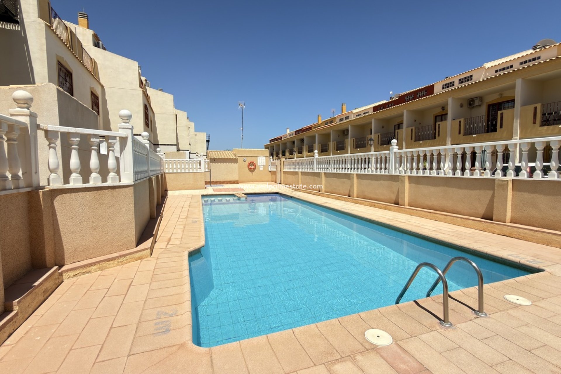 Återförsäljning - Radhus -
Orihuela Costa - La Zenia