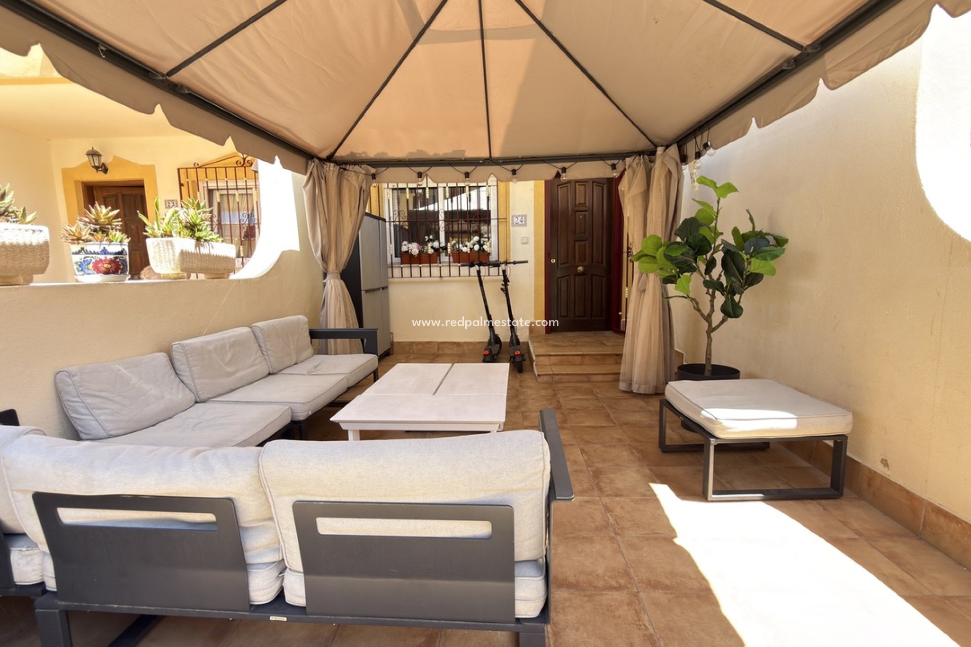 Återförsäljning - Radhus -
Orihuela Costa - La Zenia