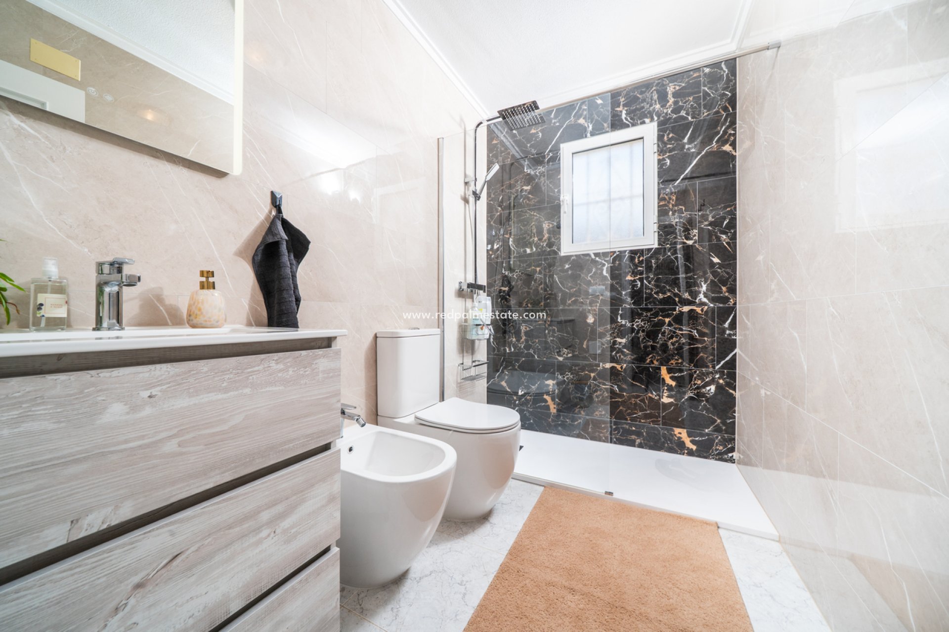 Återförsäljning - Radhus -
Orihuela Costa - Los Almendros - La Florida