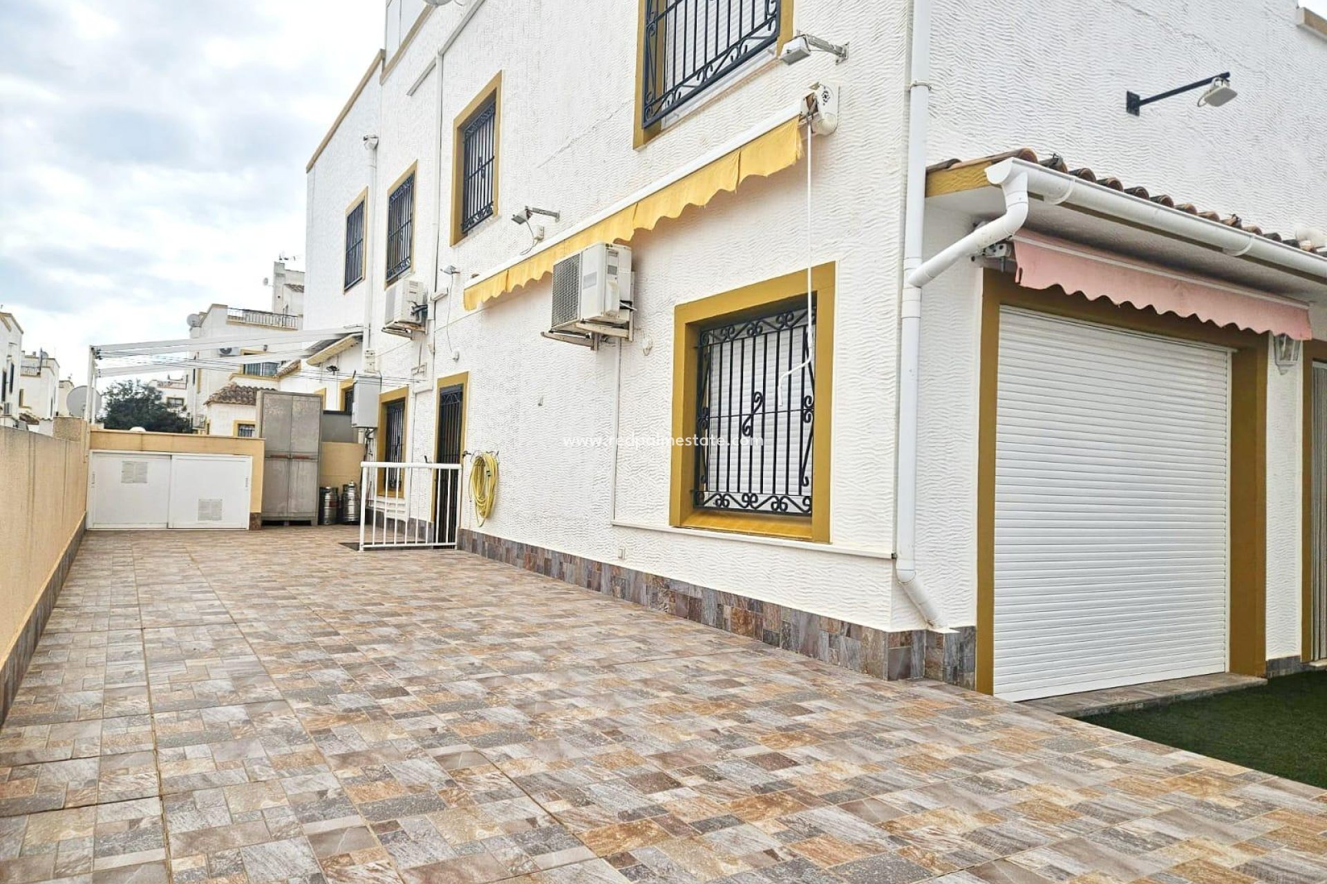 Återförsäljning - Radhus -
Orihuela Costa - Los Almendros-la Florida