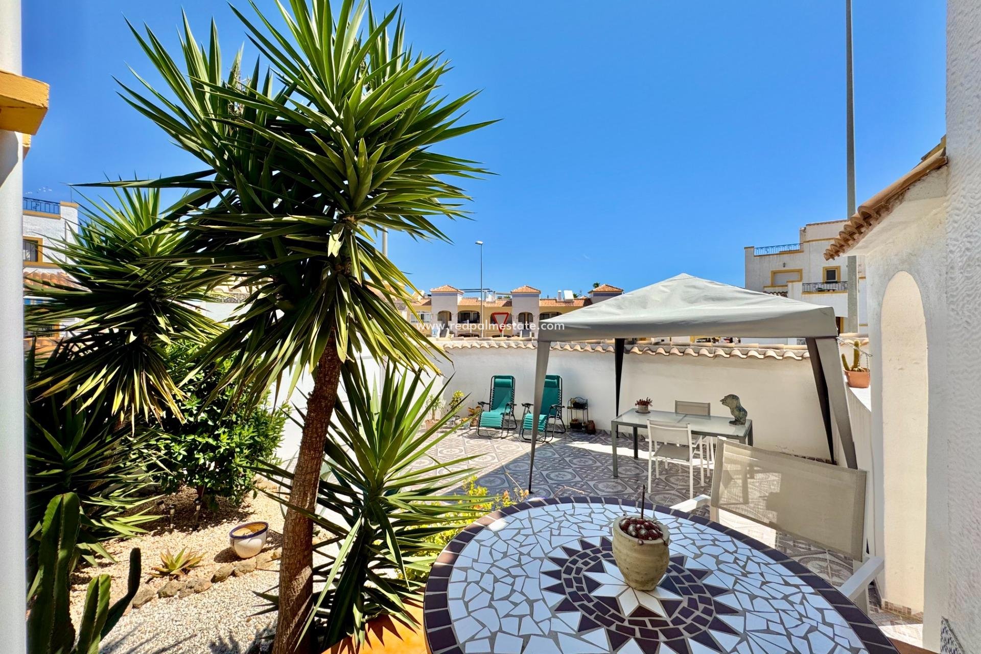 Återförsäljning - Radhus -
Orihuela Costa - Los altos