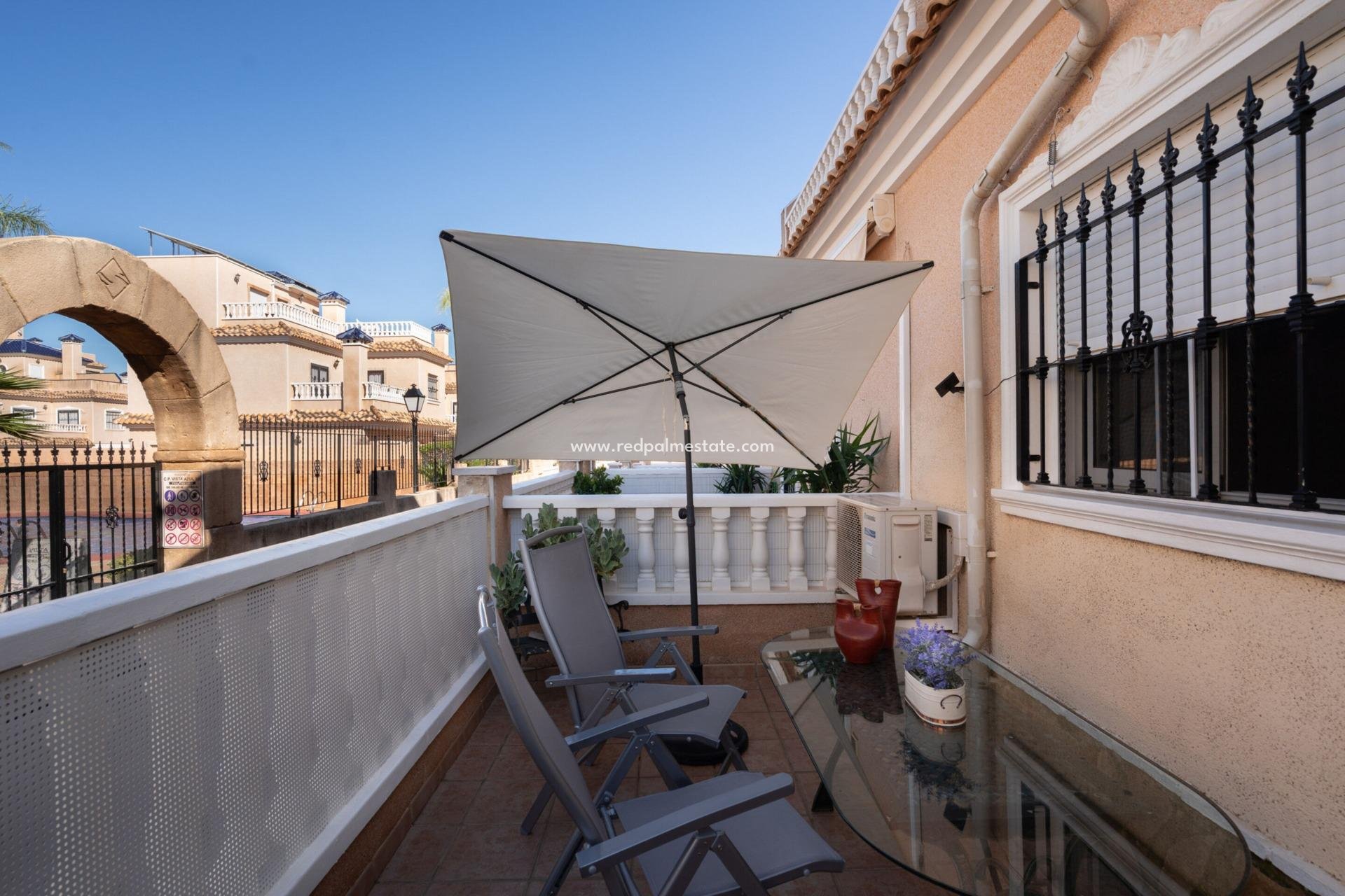 Återförsäljning - Radhus -
Orihuela Costa - Los Dolses