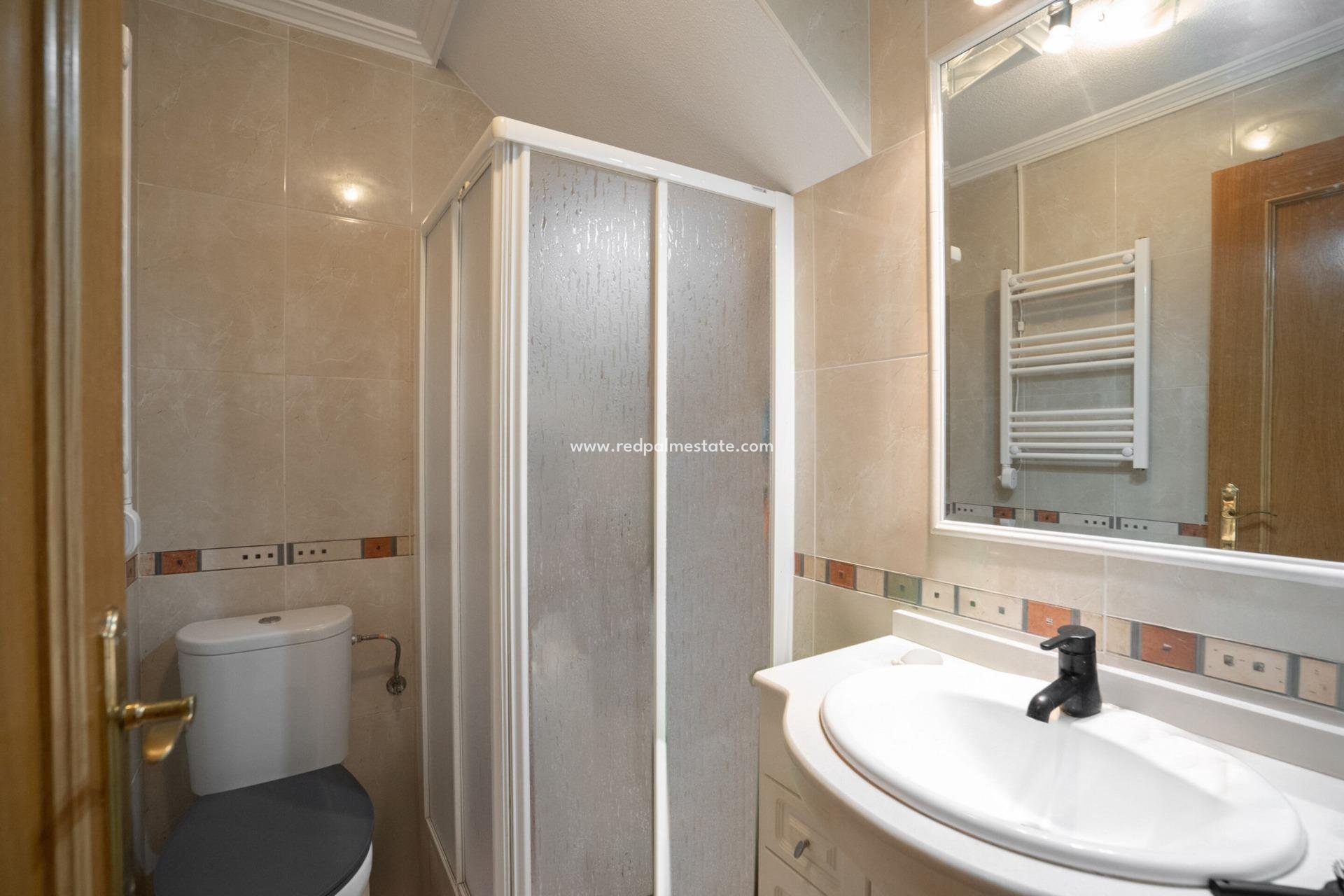 Återförsäljning - Radhus -
Orihuela Costa - Los Dolses