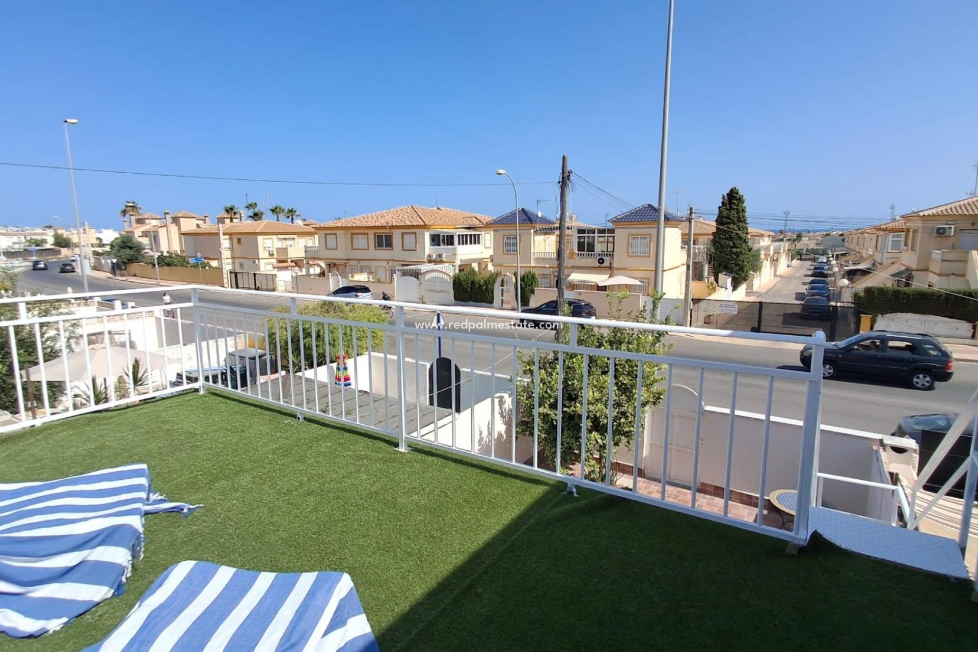 Återförsäljning - Radhus -
Orihuela Costa - Playa Flamenca