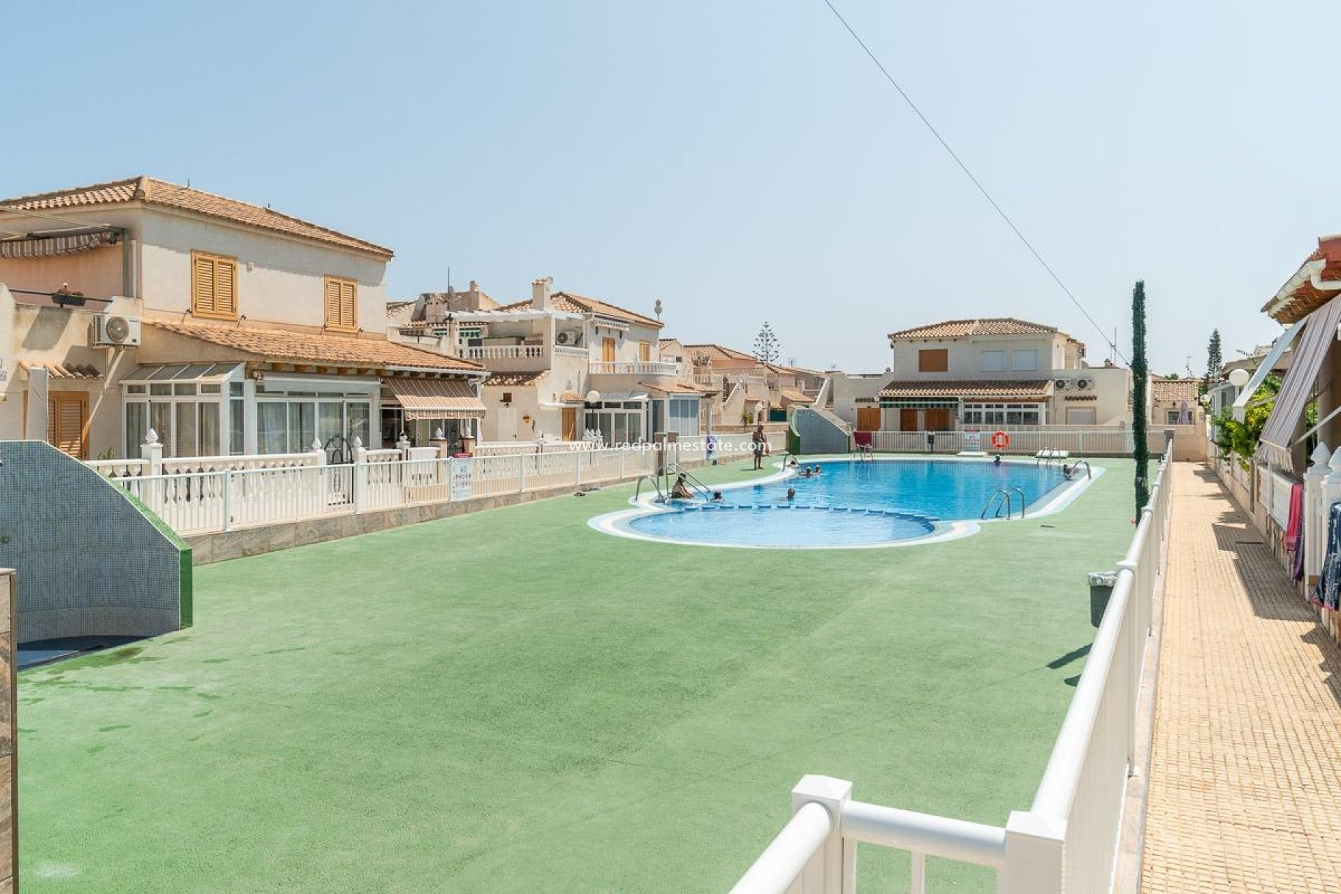 Återförsäljning - Radhus -
Orihuela Costa - Playa Flamenca