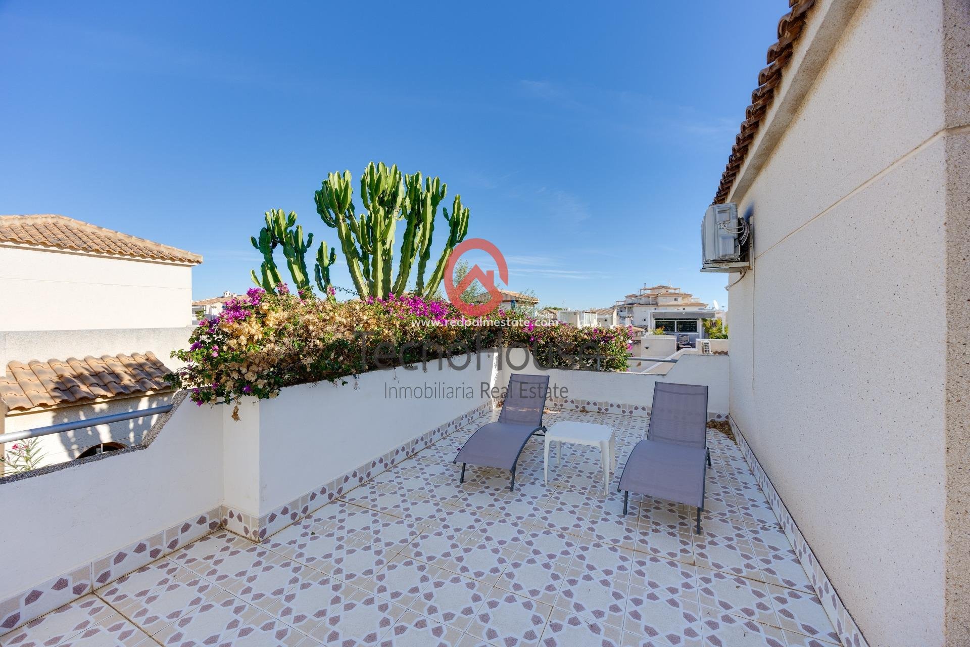 Återförsäljning - Radhus -
Orihuela Costa - Playa Flamenca