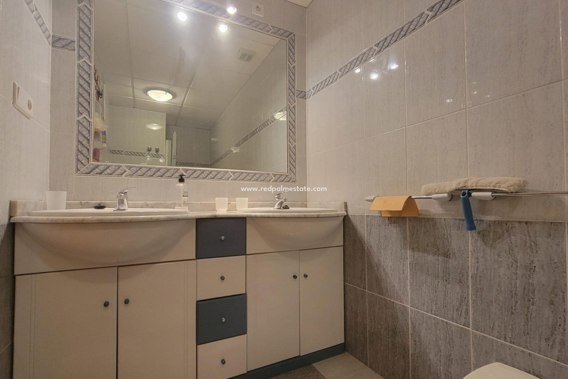 Återförsäljning - Radhus -
Orihuela Costa - Playa Flamenca