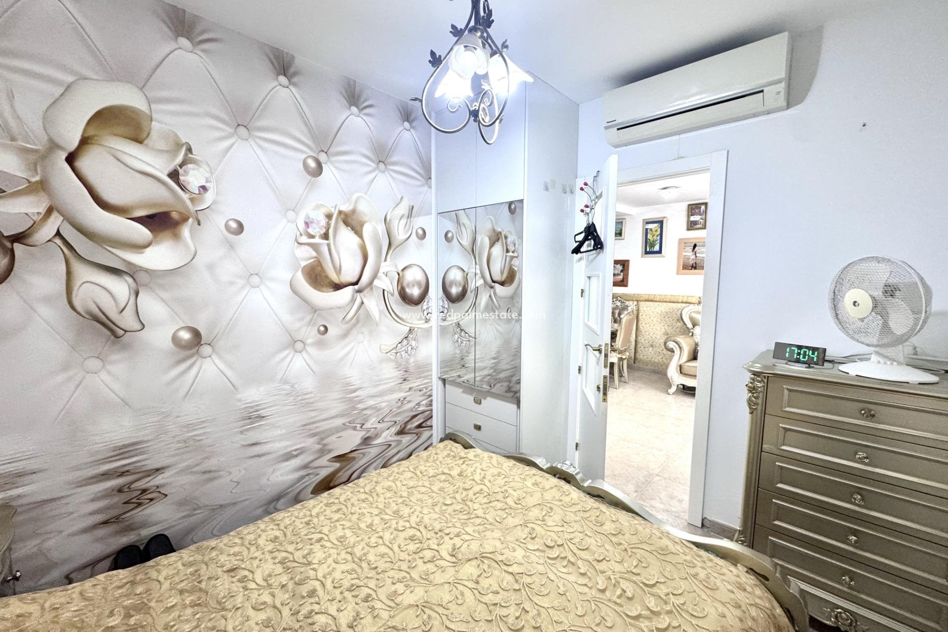 Återförsäljning - Radhus -
Orihuela Costa - Playa Flamenca